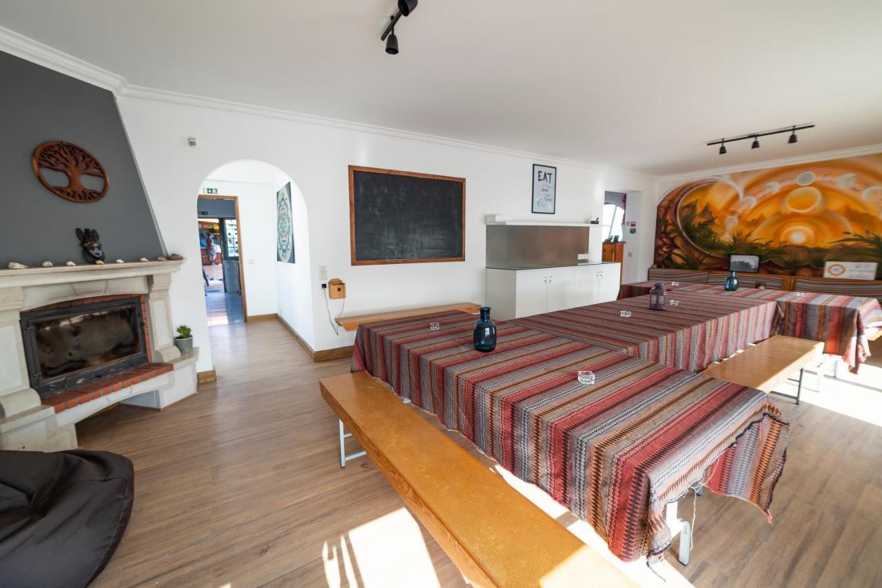 Surf Yoga Ericeira Guest House Экстерьер фото